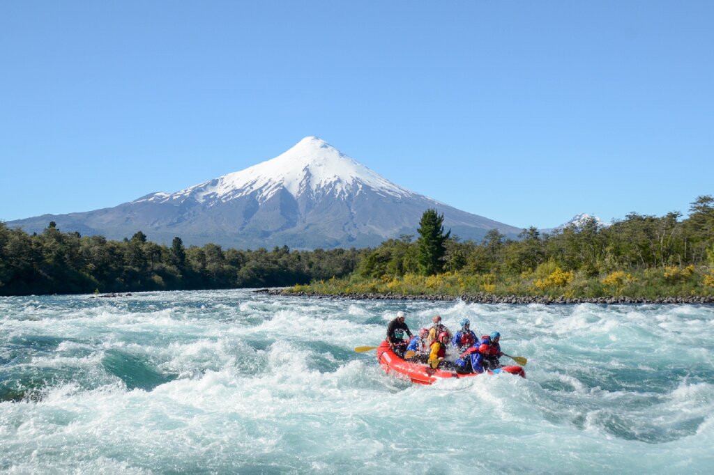 Rafting R&iacuteo Petrohu